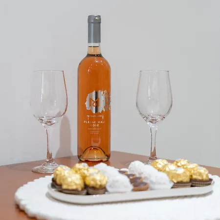 Dora דירה מאקרסקה