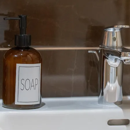 Dora דירה מאקרסקה