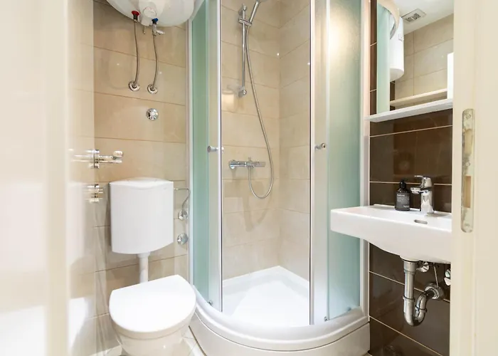 Dora Apartamento Makarska