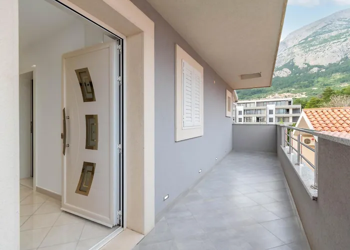 Dora Apartamento Makarska